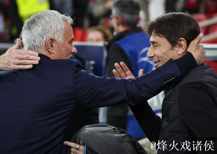 62岁穆帅里程碑战KO孔蒂！率队从4连败到2连胜，